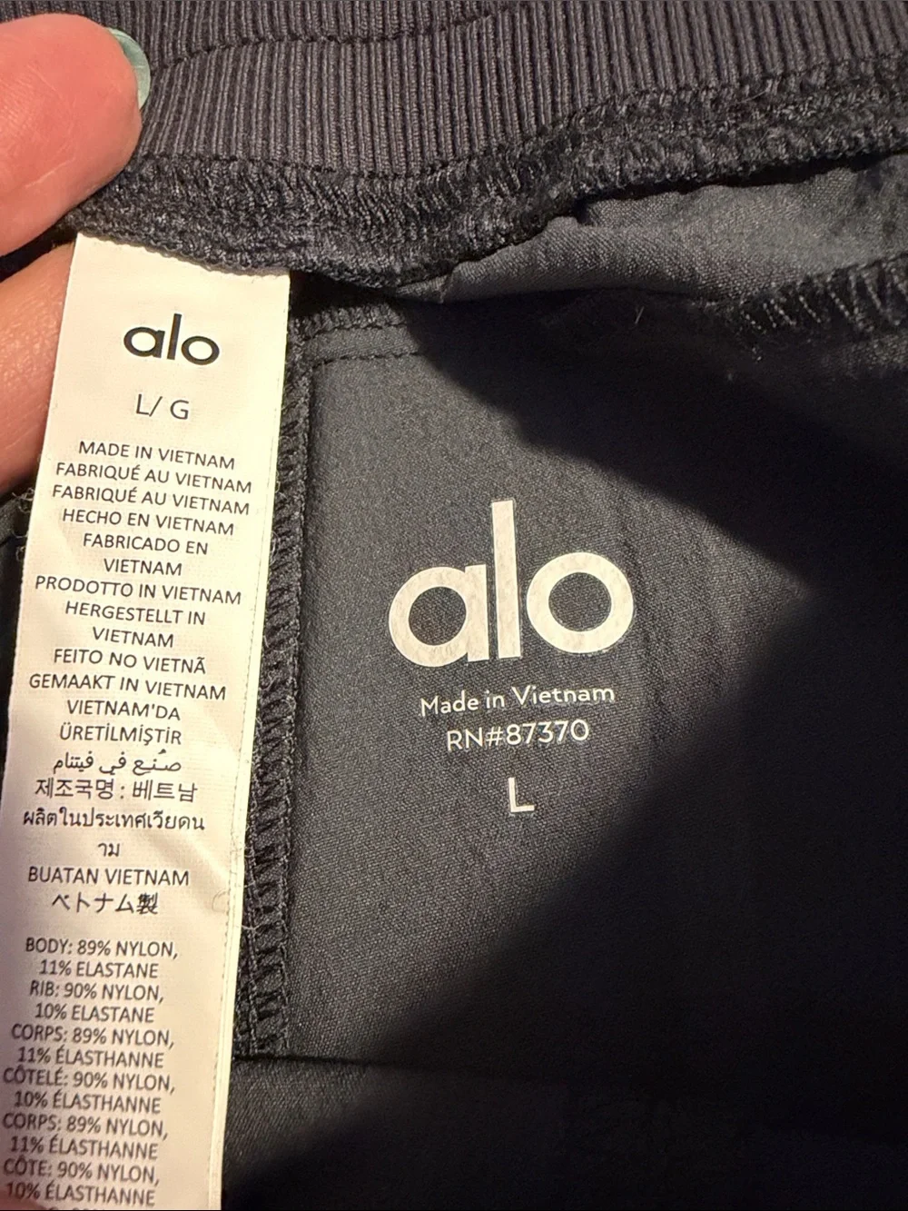 ALO Yoga Men's Jogger Pants in Charcoal